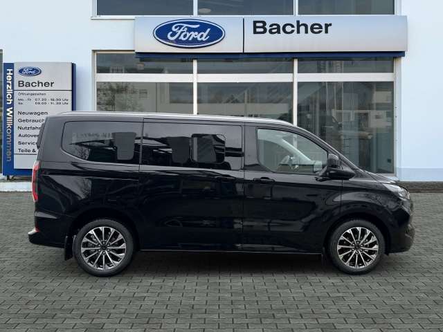 Fahrzeugbild eines Ford Tourneo Custom