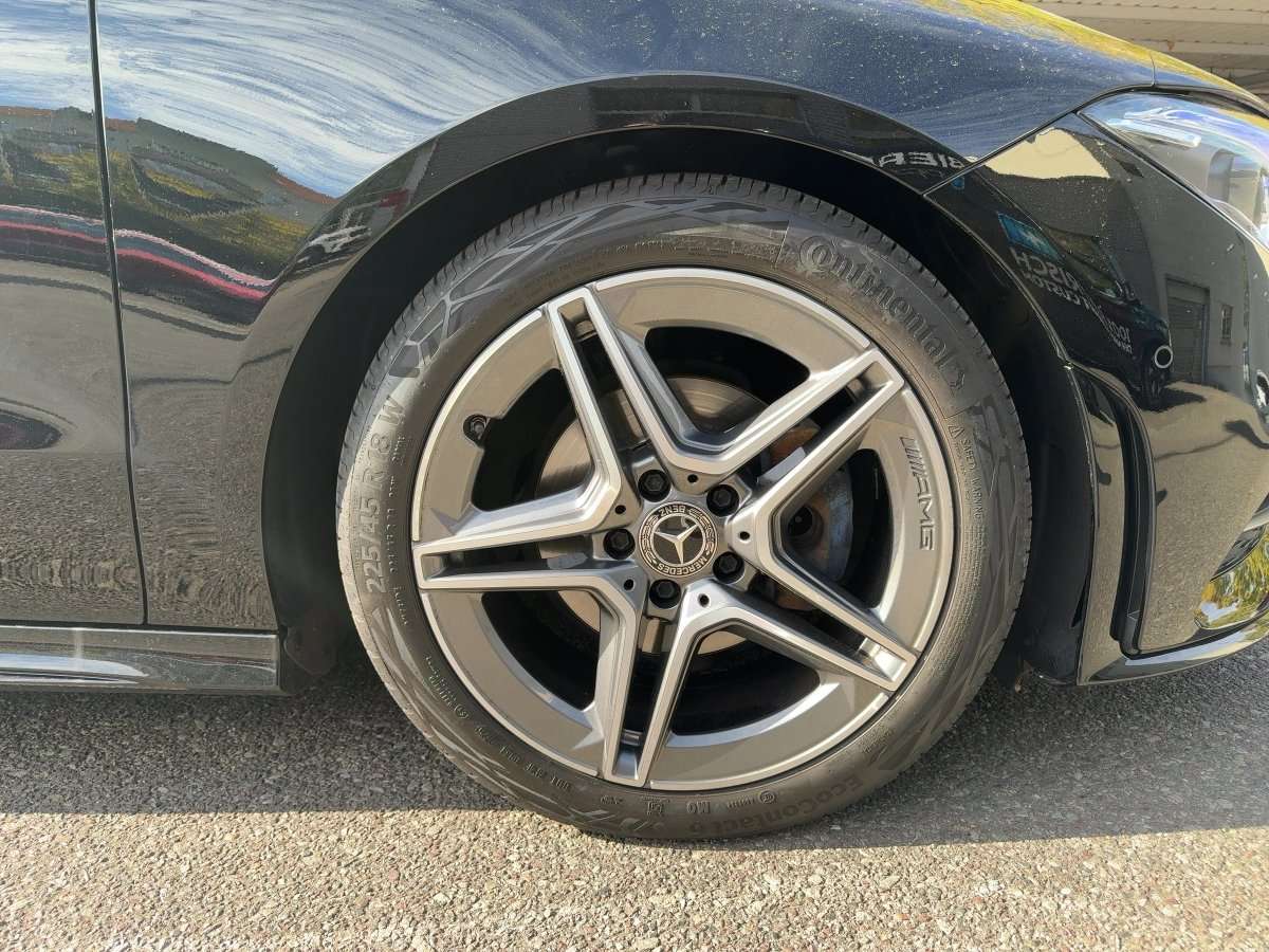 Fahrzeugbild eines Mercedes-Benz CLA