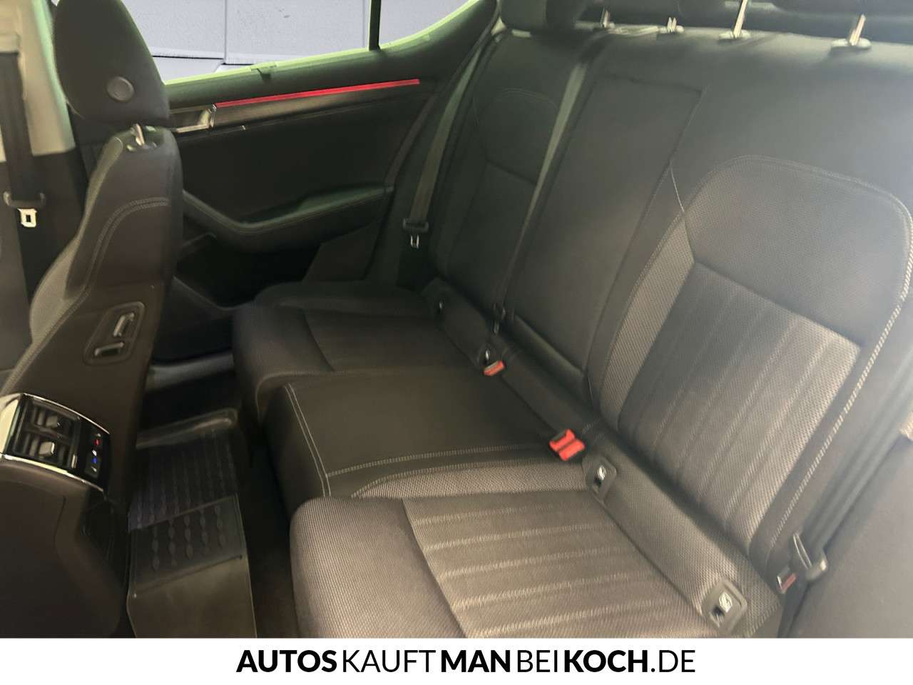 Fahrzeugbild eines Skoda Superb
