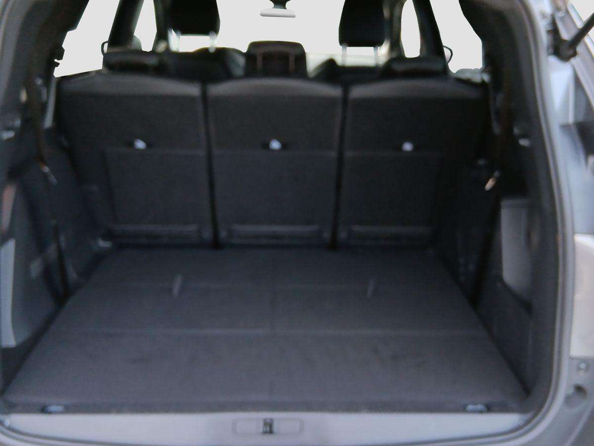 Fahrzeugbild eines Peugeot 5008