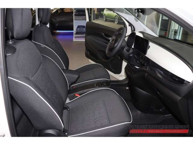 Fahrzeugbild eines Fiat 500