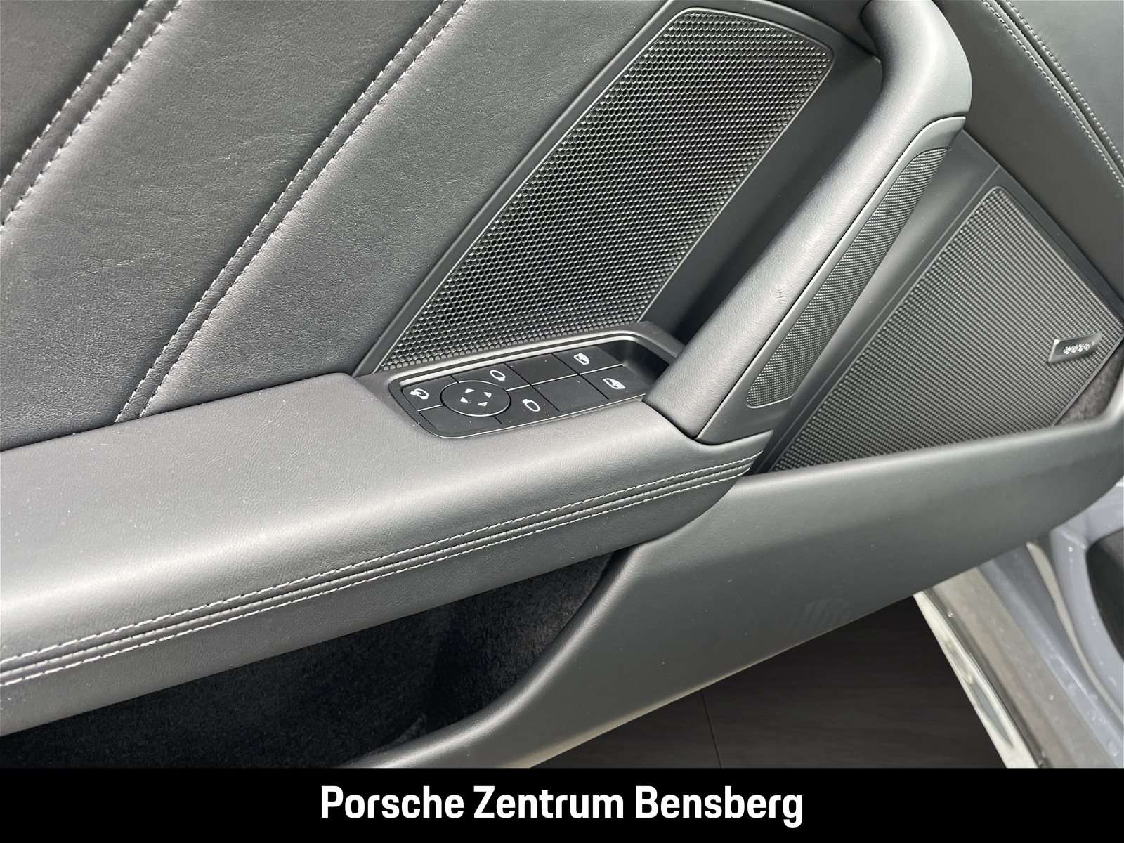 Fahrzeugbild eines Porsche 911