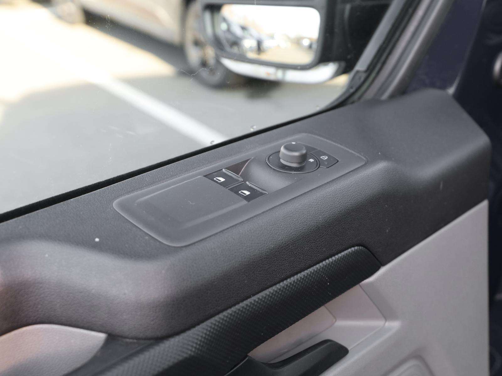 Fahrzeugbild eines Ford Transit Custom