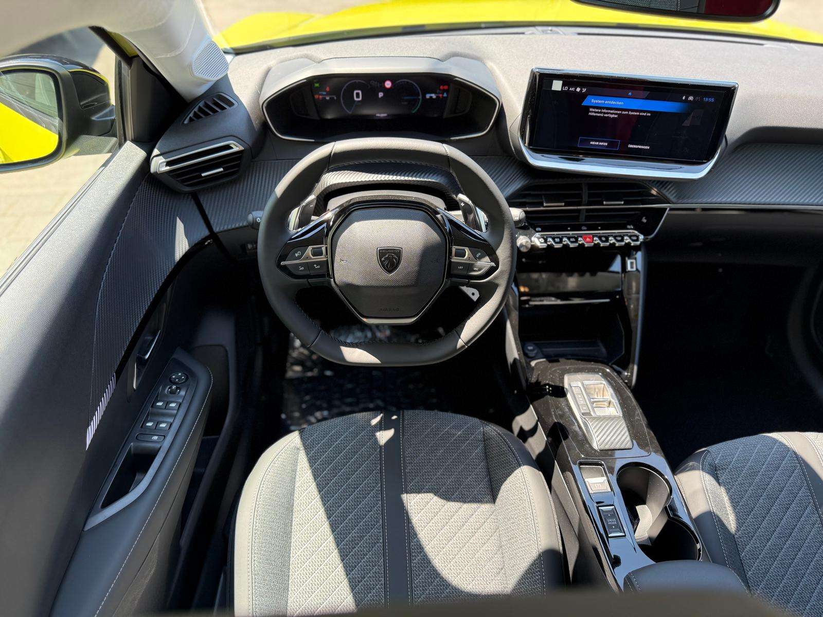 Fahrzeugbild eines Peugeot 208