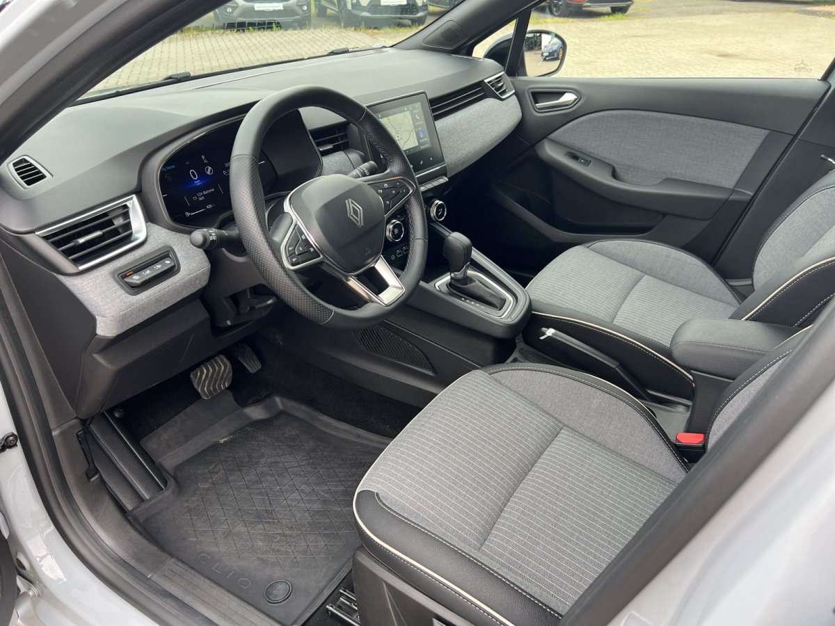 Fahrzeugbild eines Renault Clio