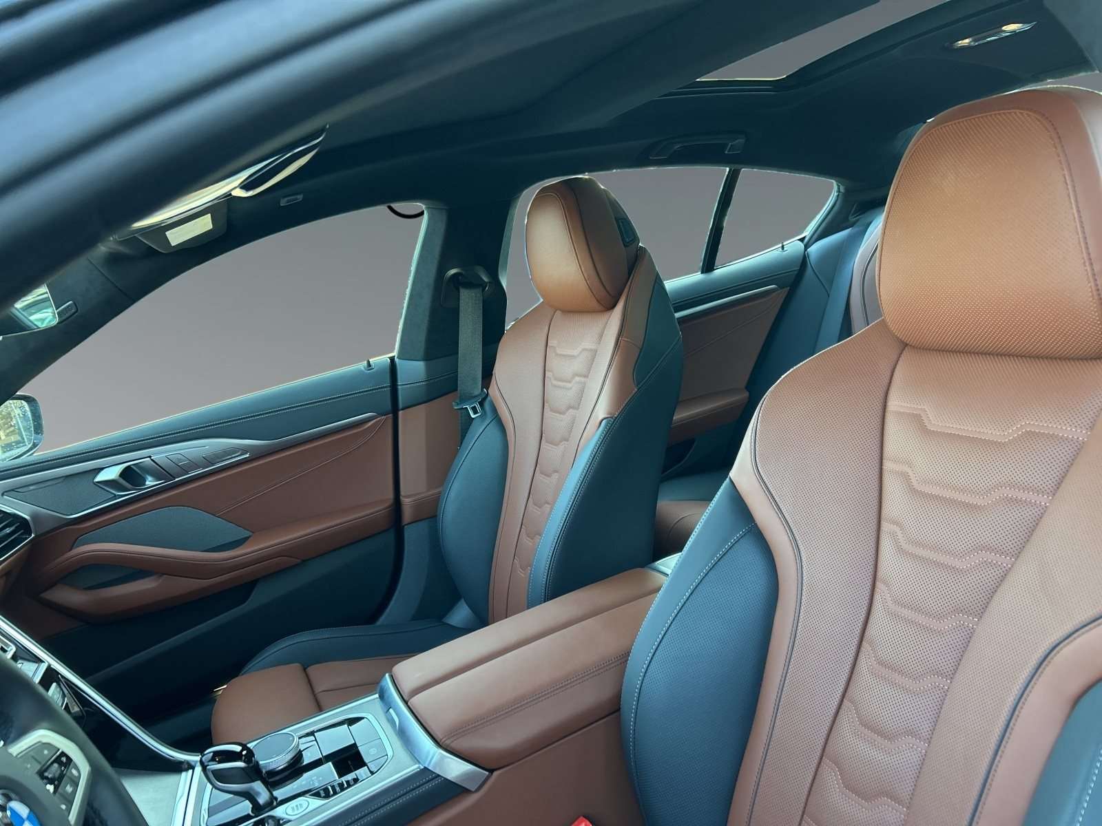 Fahrzeugbild eines BMW 8er-Reihe