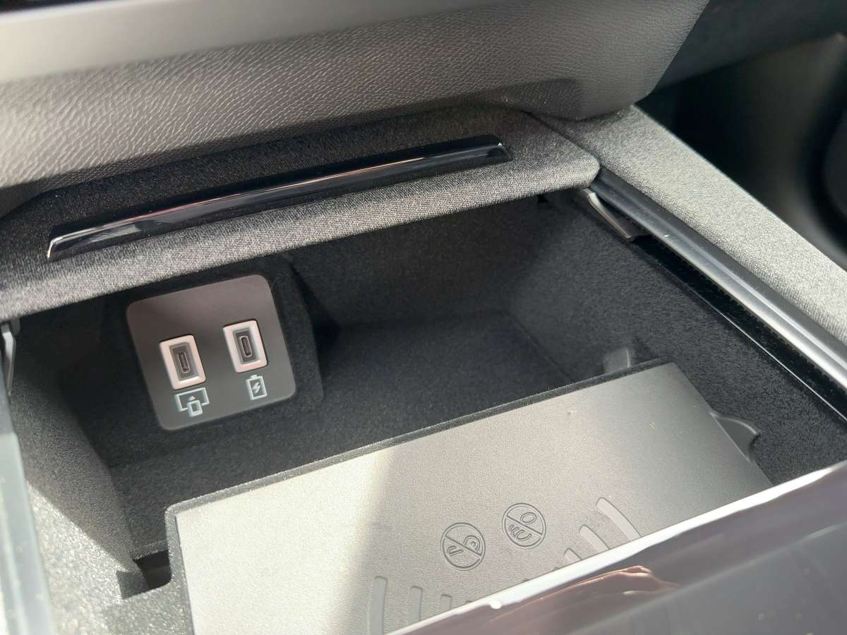 Fahrzeugbild eines Opel Grandland X