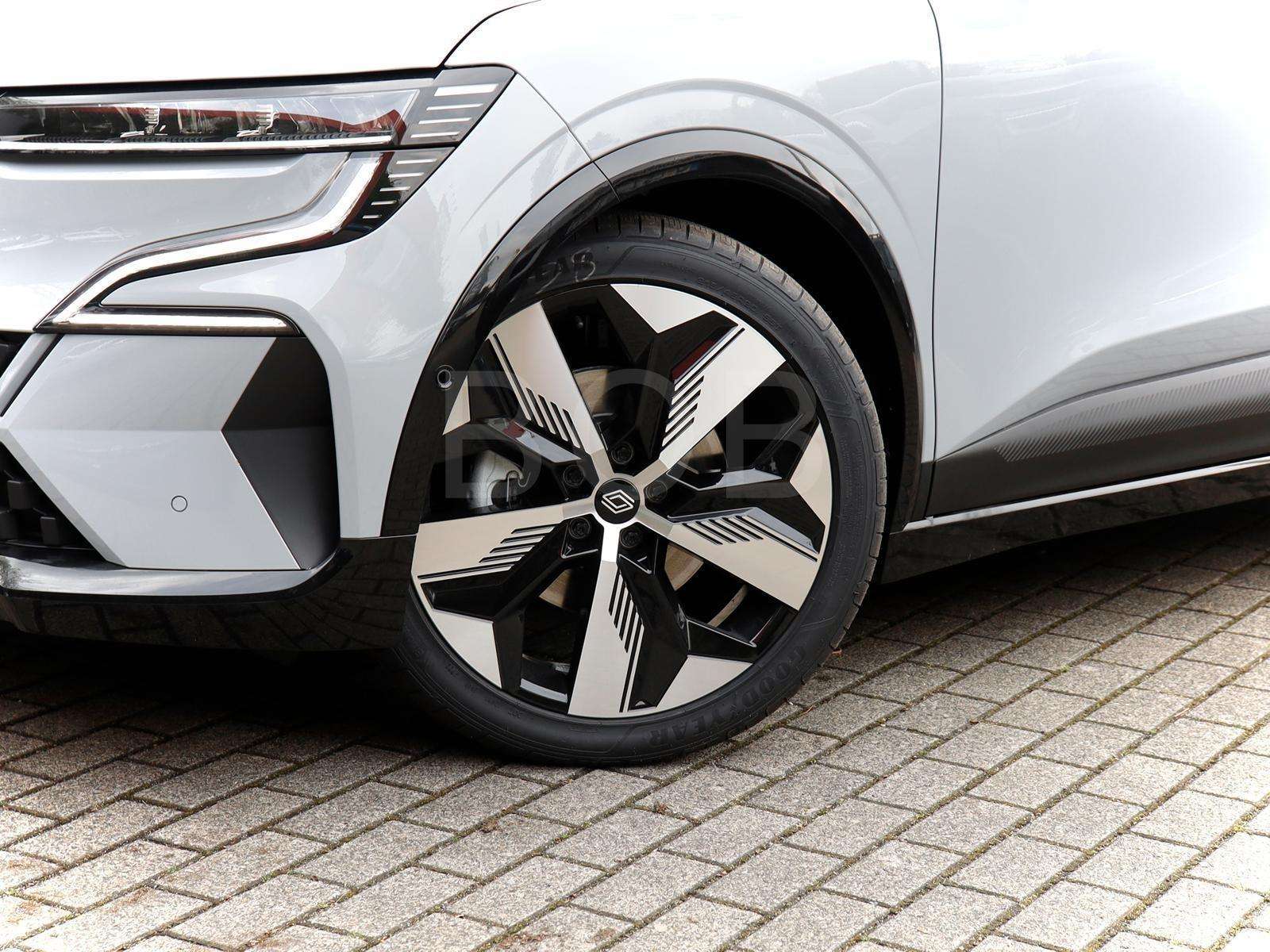 Fahrzeugbild eines Renault Megane E-TECH