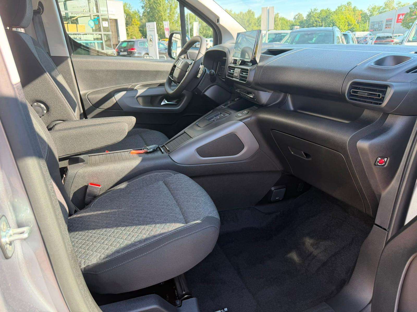 Fahrzeugbild eines Opel Combo Life