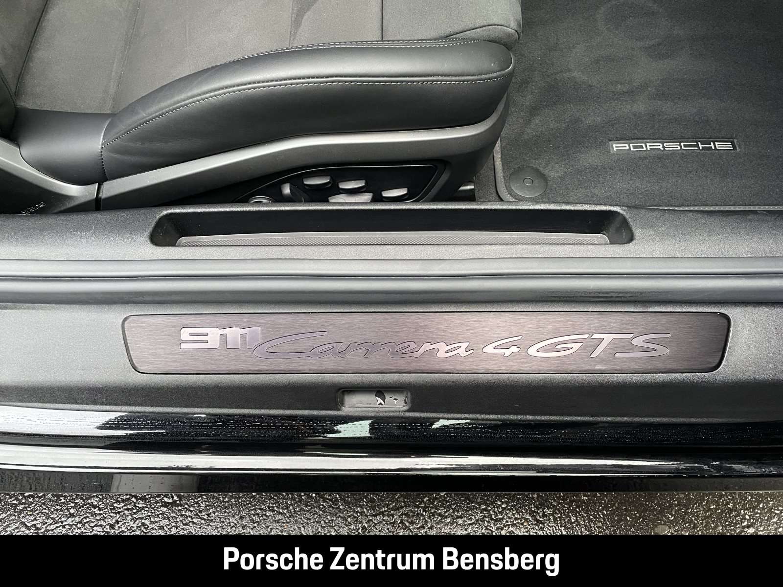 Fahrzeugbild eines Porsche 911
