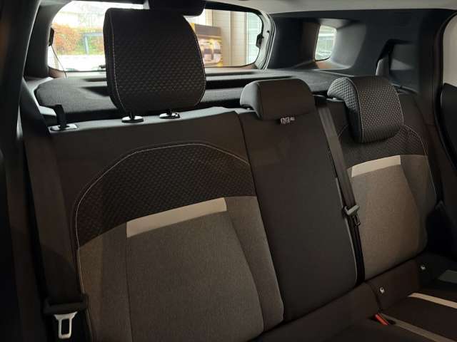 Fahrzeugbild eines Opel Frontera