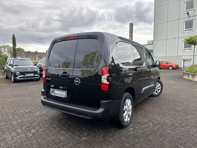 Fahrzeugbild eines Opel Combo Electric