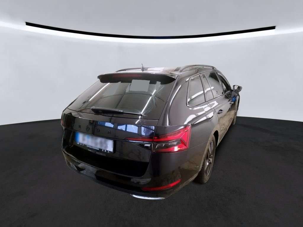 Fahrzeugbild eines Skoda Superb