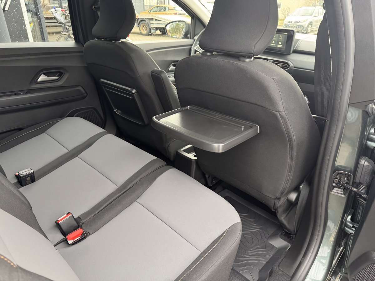 Fahrzeugbild eines Dacia Jogger