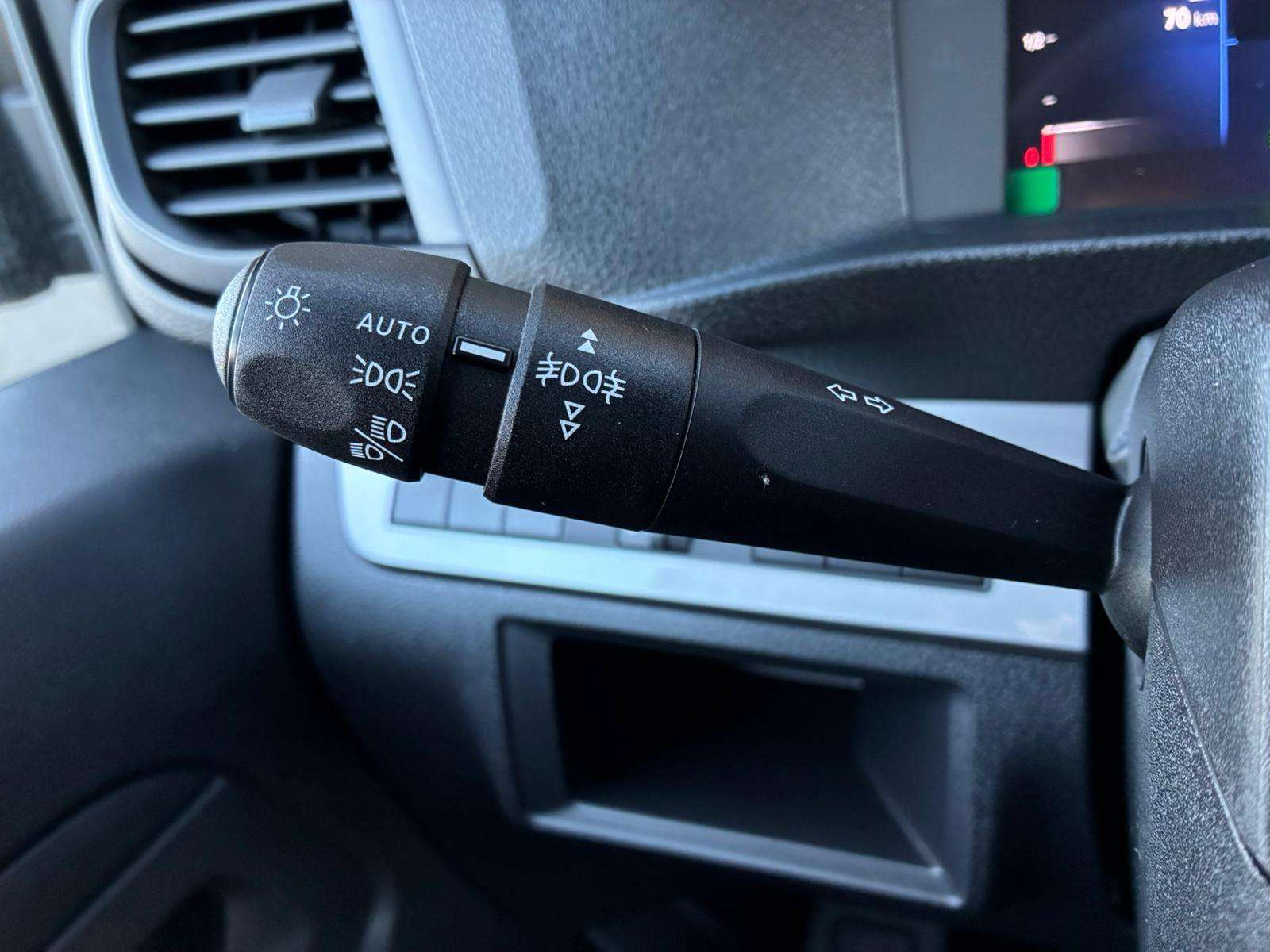 Fahrzeugbild eines Opel Vivaro