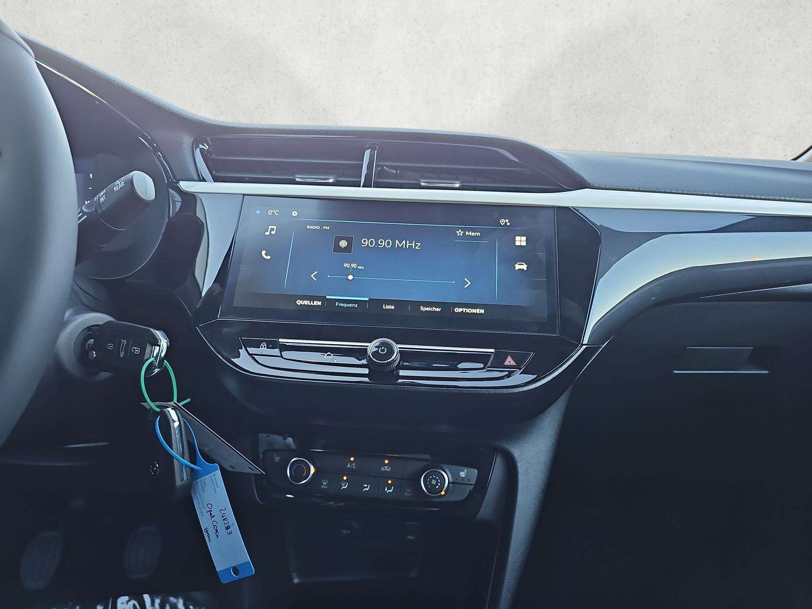 Fahrzeugbild eines Opel Corsa