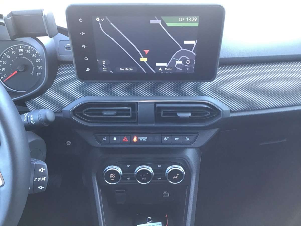 Fahrzeugbild eines Dacia Sandero