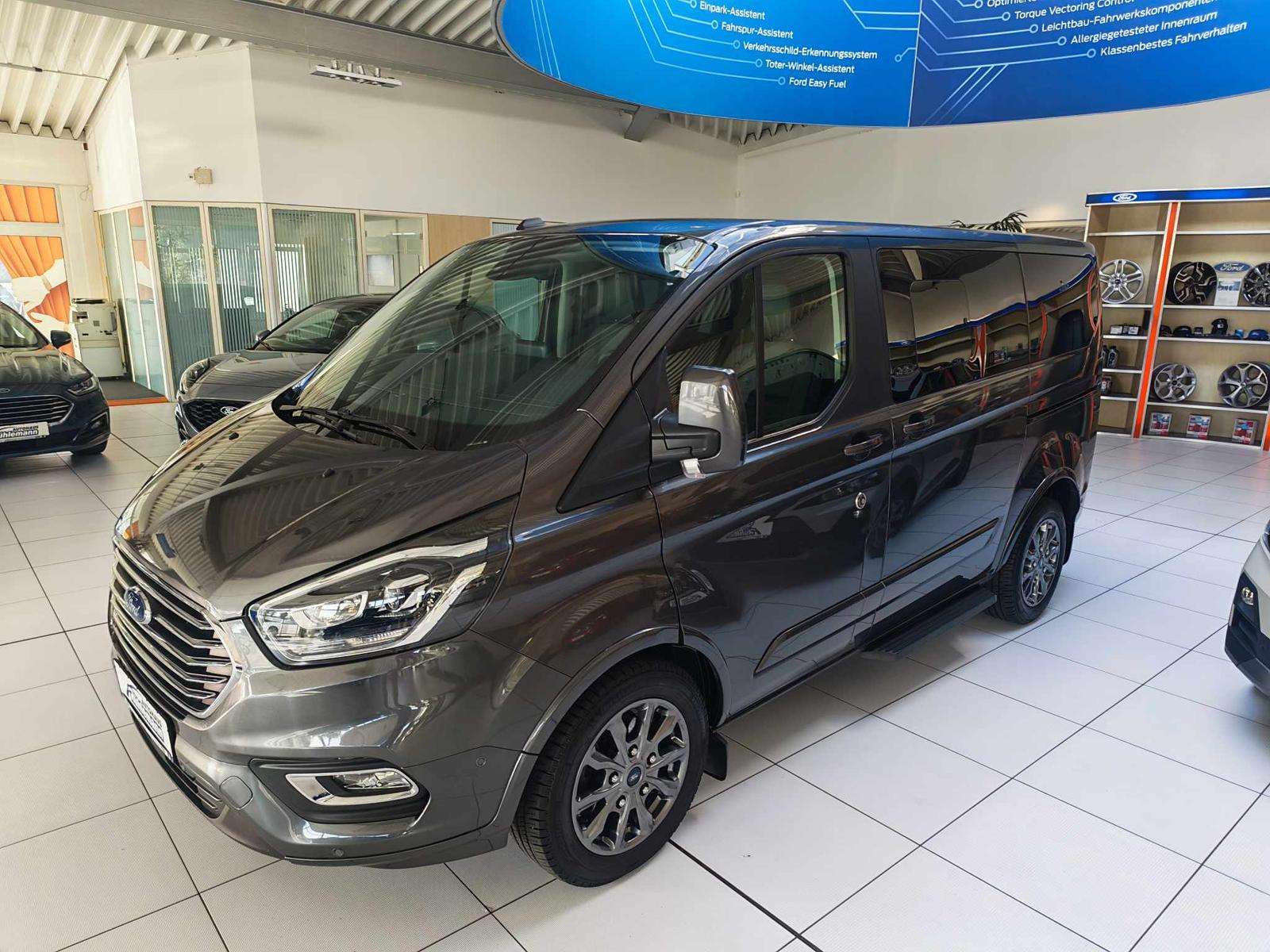 Fahrzeugbild eines Ford Tourneo Custom