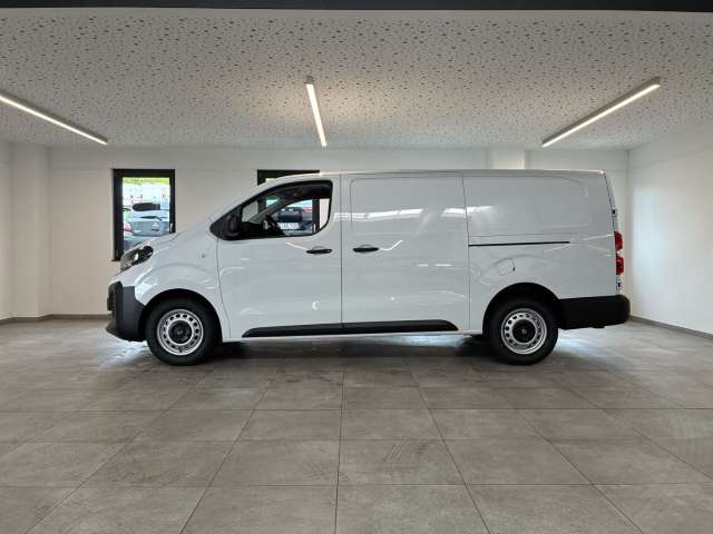 Fahrzeugbild eines Opel Vivaro