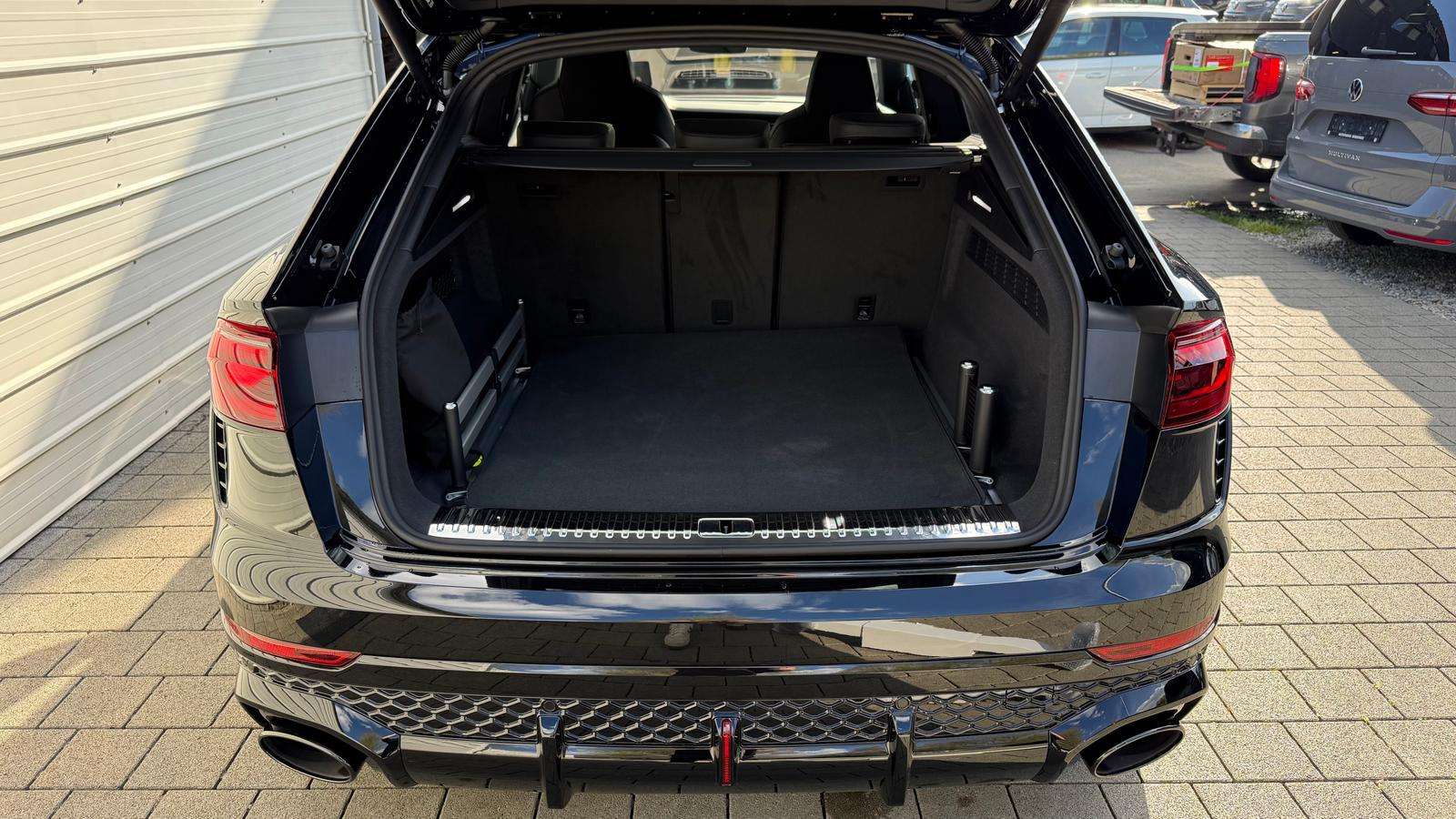 Fahrzeugbild eines Audi RS Q8