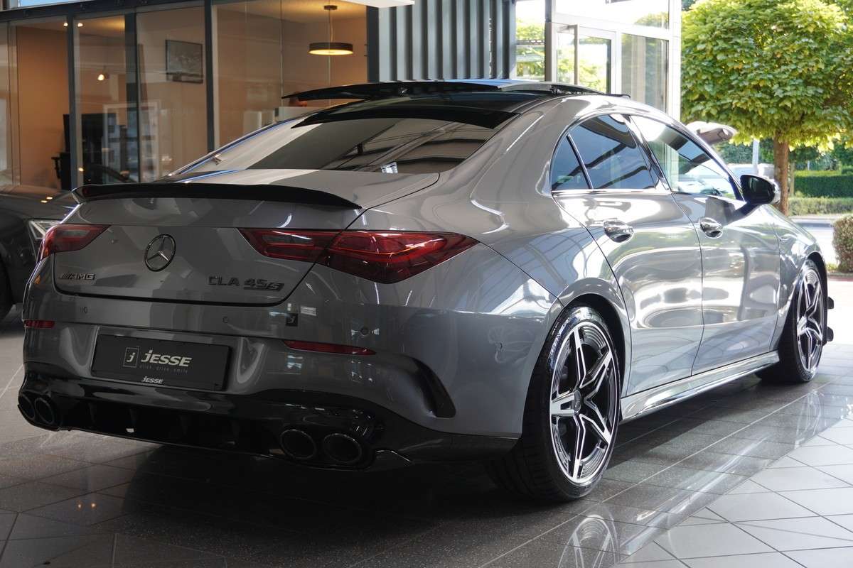 Fahrzeugbild eines Mercedes-Benz CLA