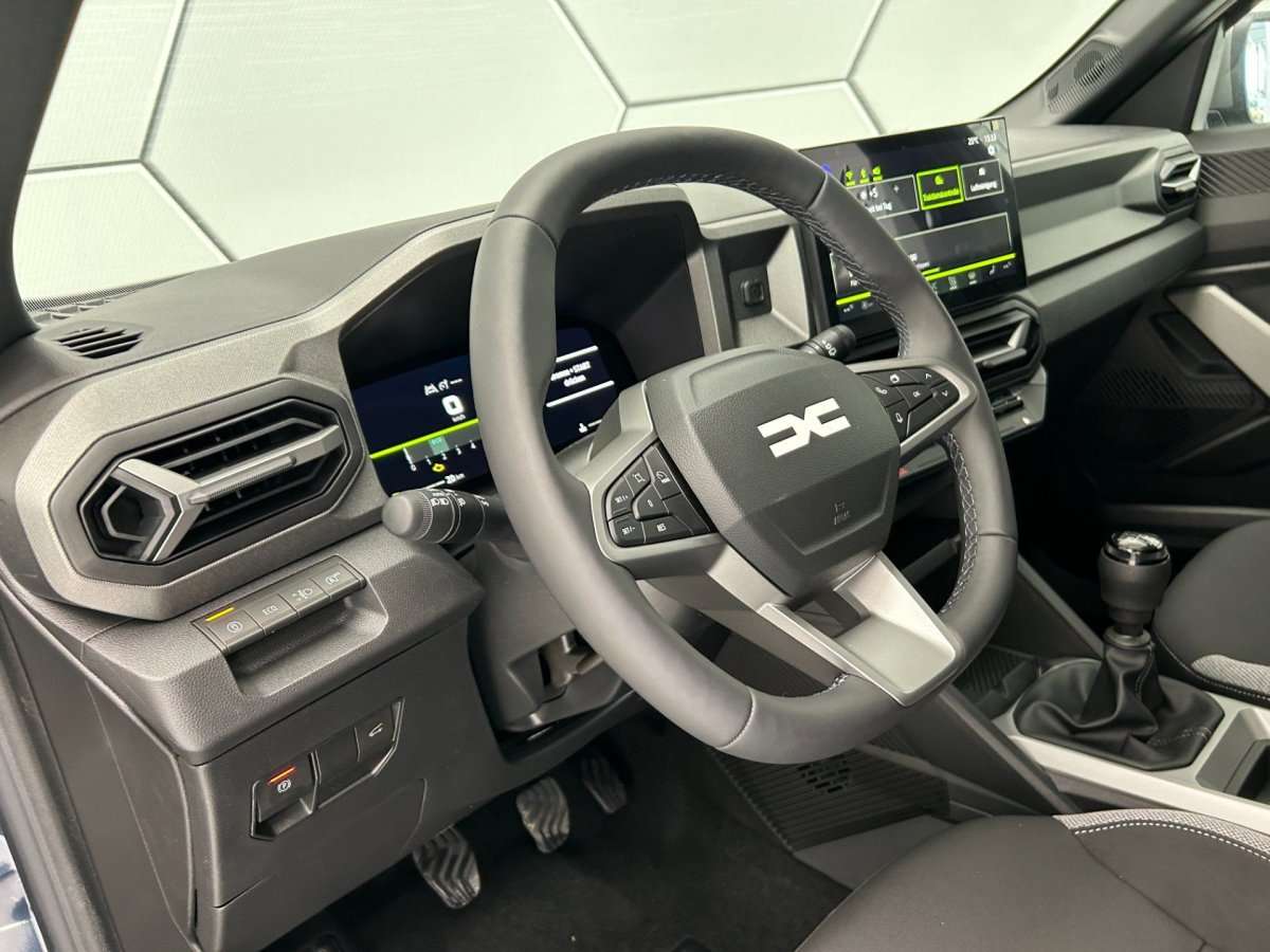 Fahrzeugbild eines Dacia Bigster