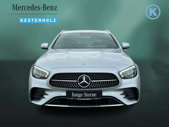 Fahrzeugbild eines Mercedes-Benz E-Klasse
