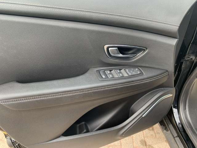 Fahrzeugbild eines Renault Grand Scénic