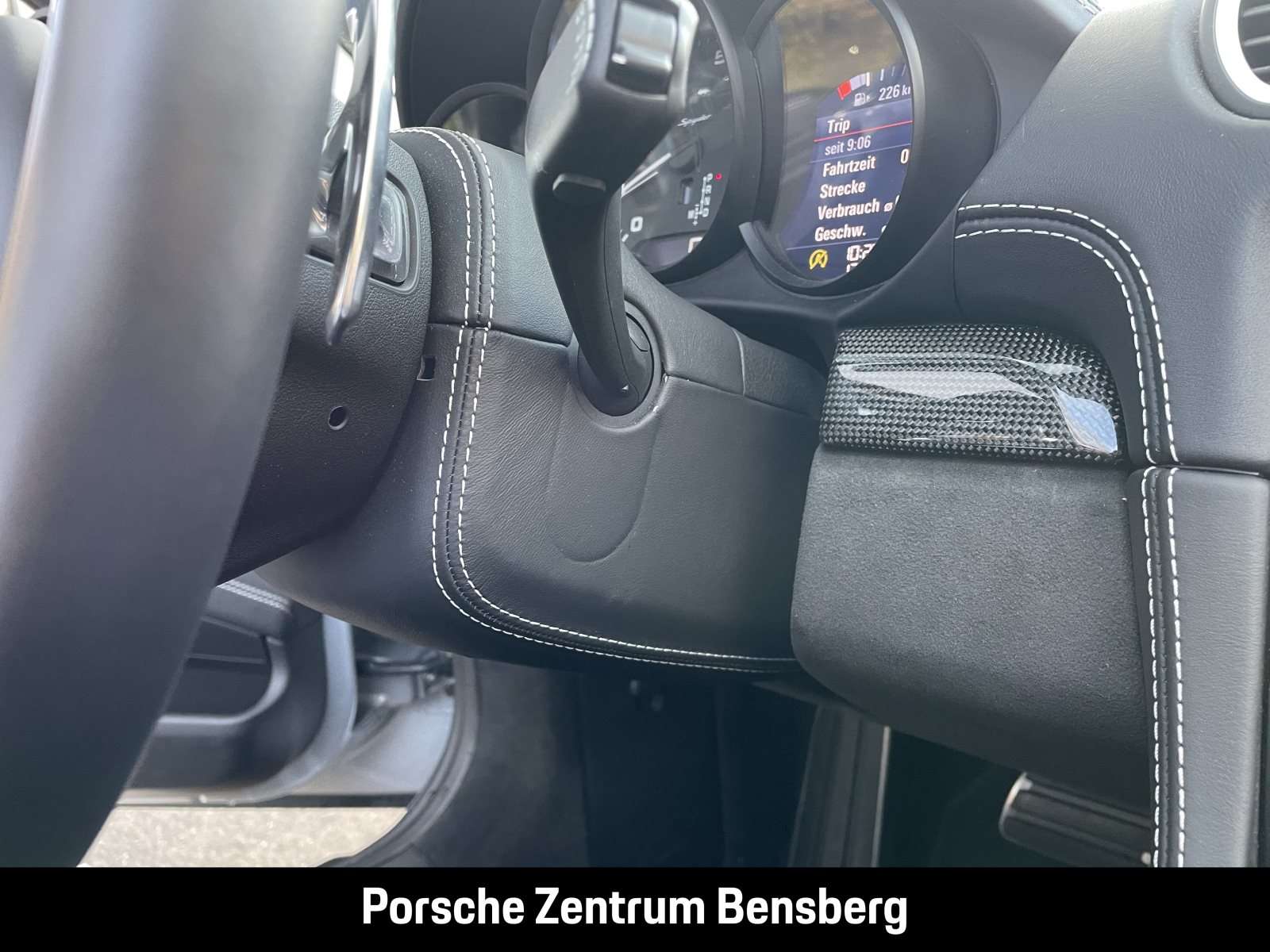 Fahrzeugbild eines Porsche Cayman