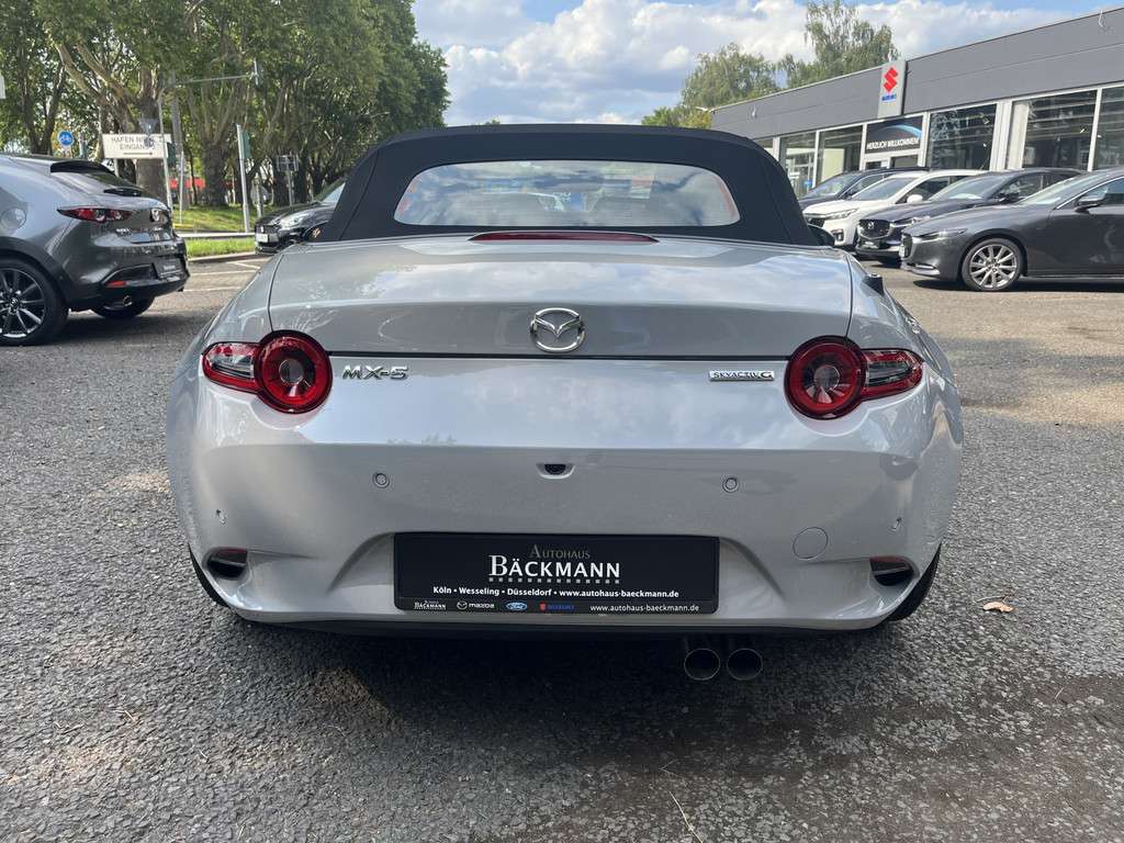 Fahrzeugbild eines Mazda MX-5