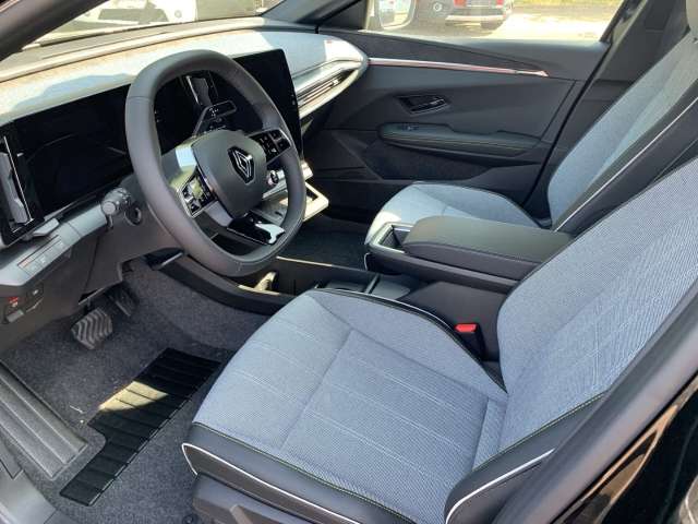 Fahrzeugbild eines Renault Megane E-TECH