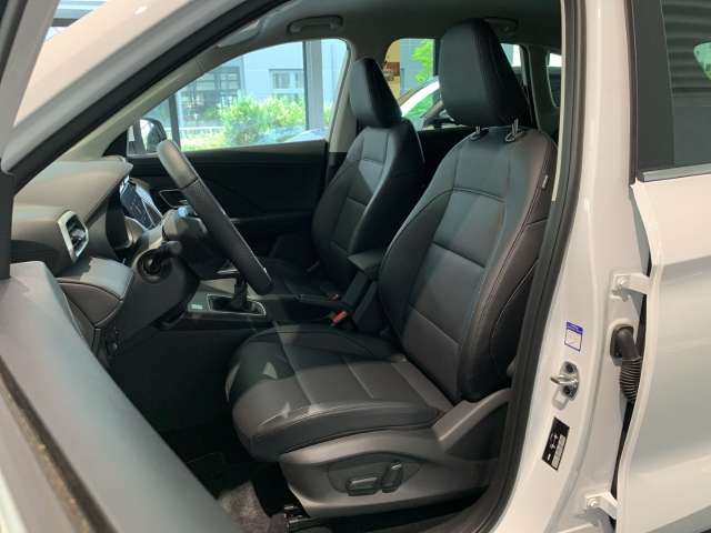 Fahrzeugbild eines MG ZS