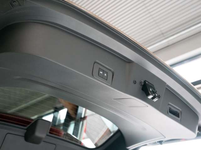 Fahrzeugbild eines Nissan X-TRAIL