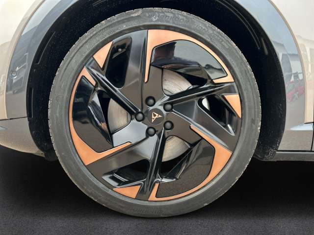 Fahrzeugbild eines CUPRA Tavascan
