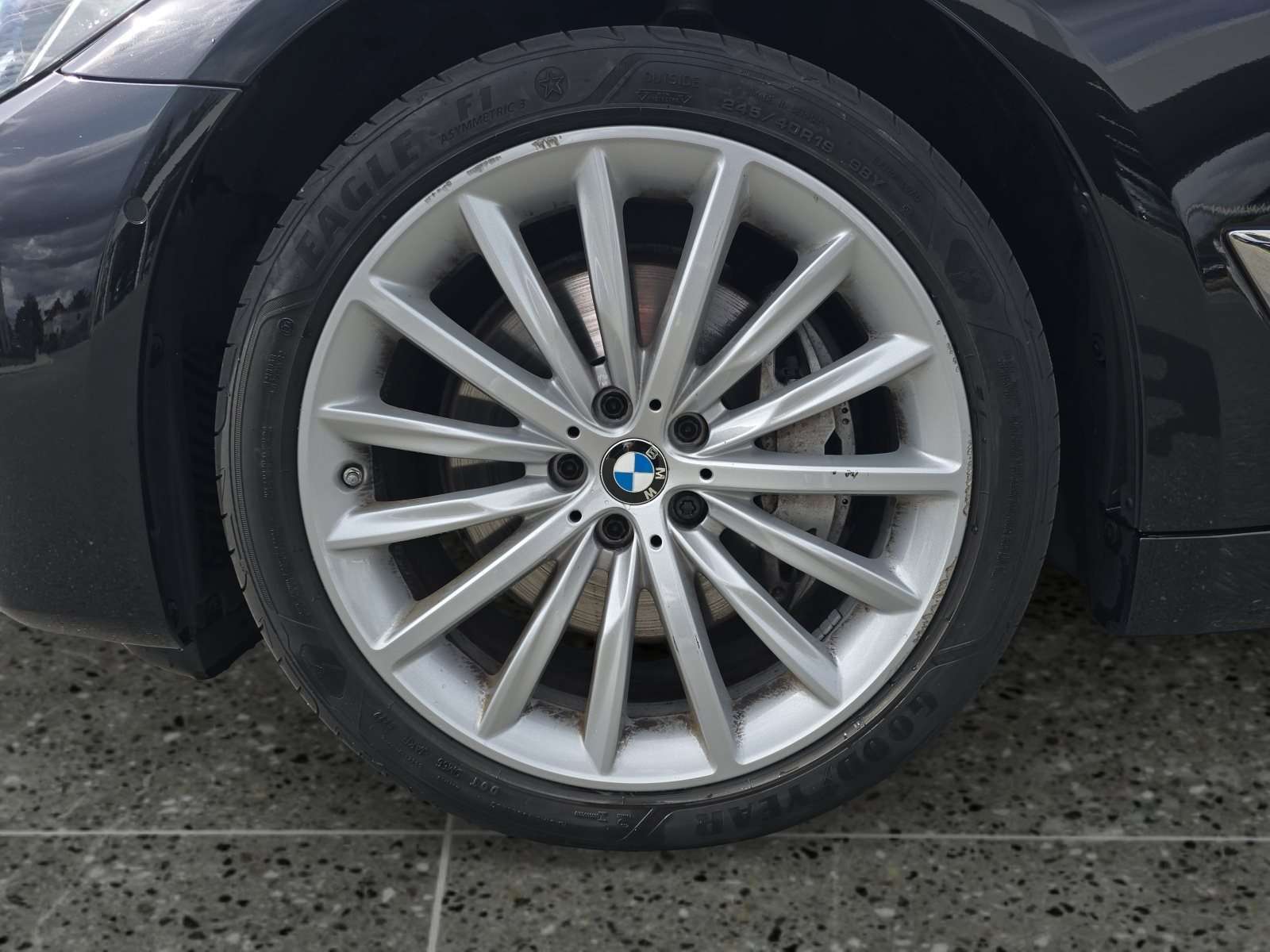 Fahrzeugbild eines BMW 5er-Reihe