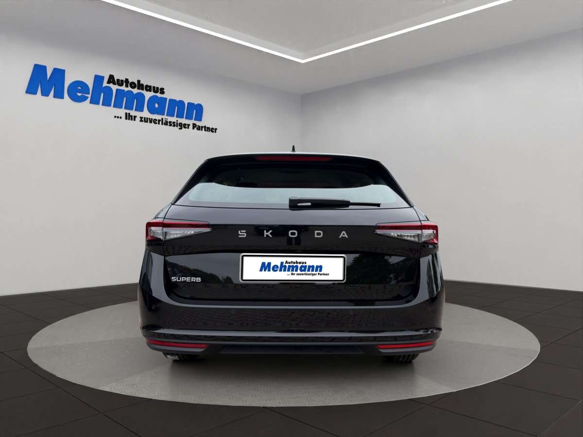 Fahrzeugbild eines Skoda Superb
