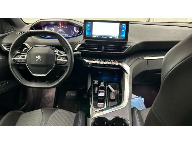 Fahrzeugbild eines Peugeot 5008