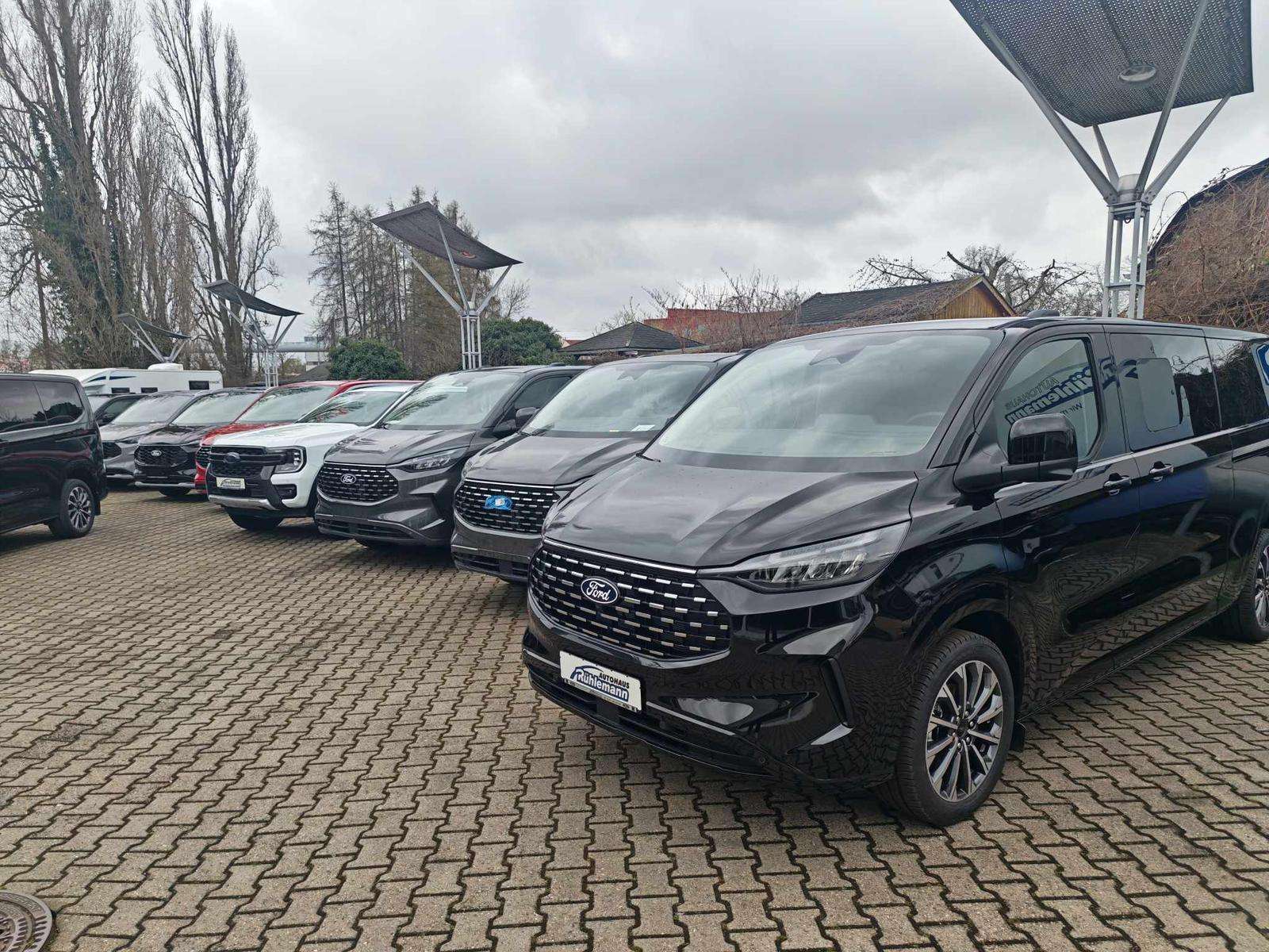 Fahrzeugbild eines Ford Tourneo Custom