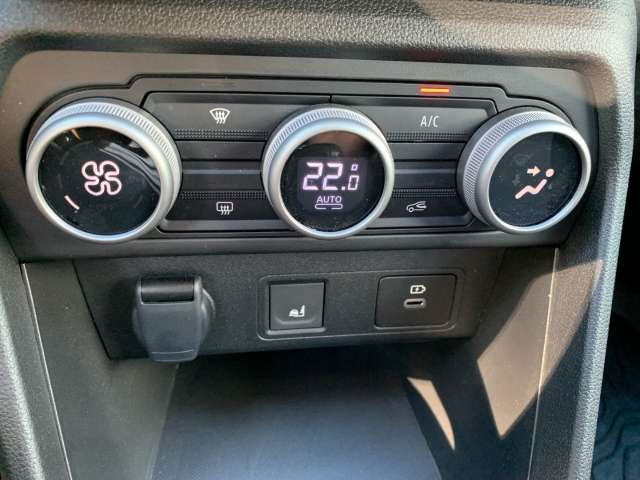Fahrzeugbild eines Dacia Jogger