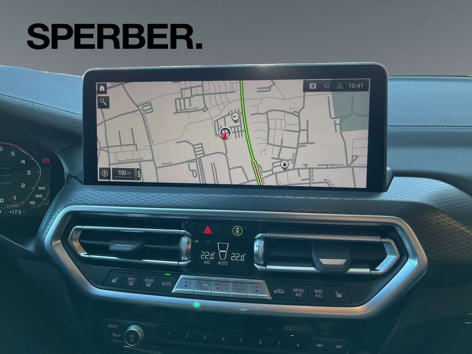 Fahrzeugbild eines BMW X4