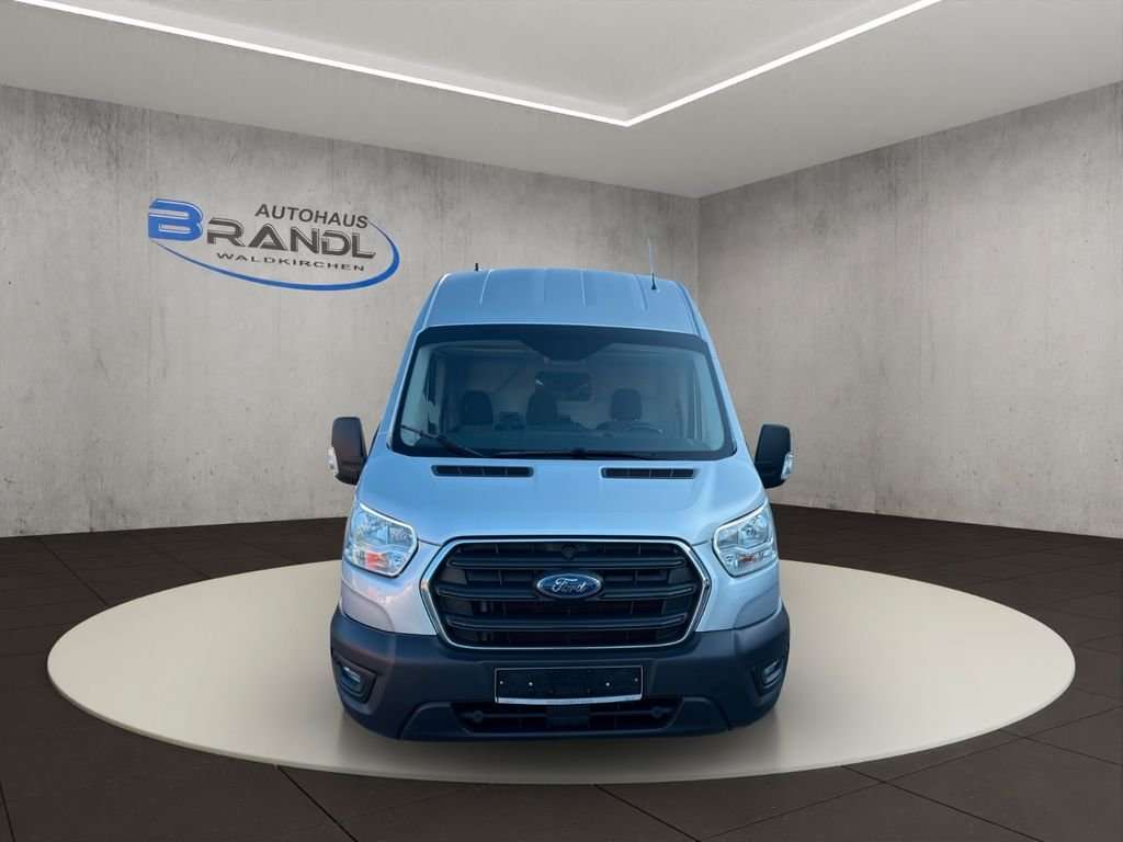 Fahrzeugbild eines Ford Transit