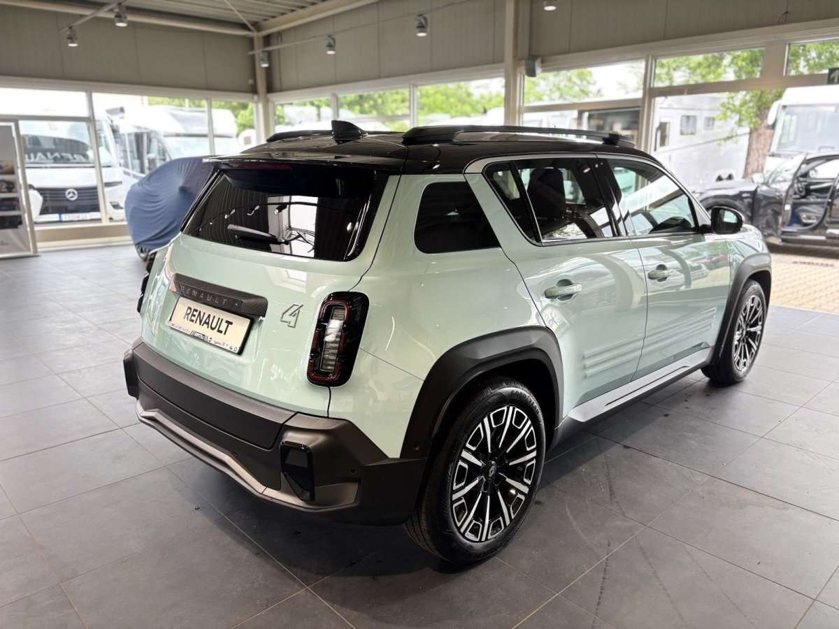 Fahrzeugbild eines Renault 4 E-TECH