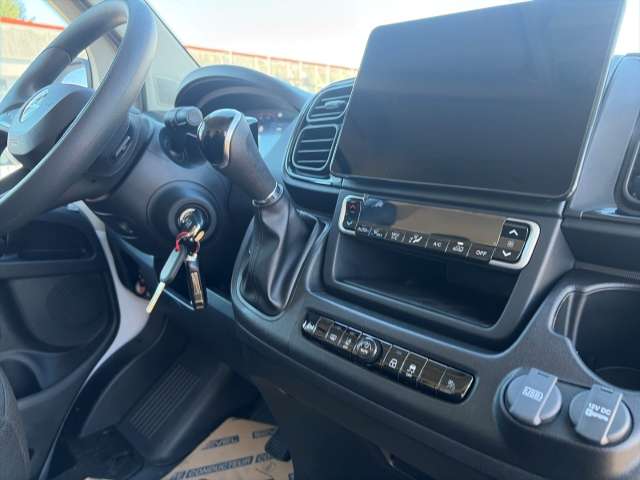 Fahrzeugbild eines Opel Movano