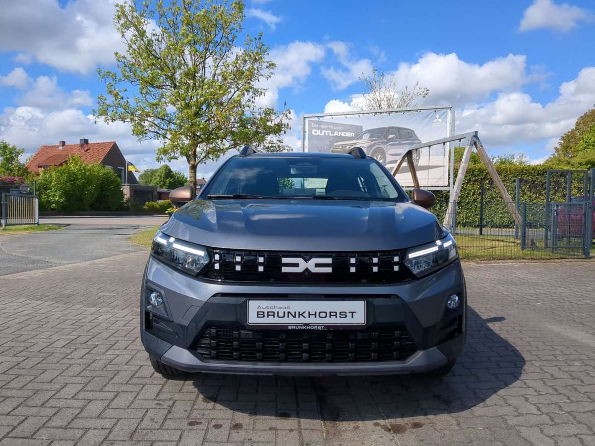 Fahrzeugbild eines Dacia Sandero