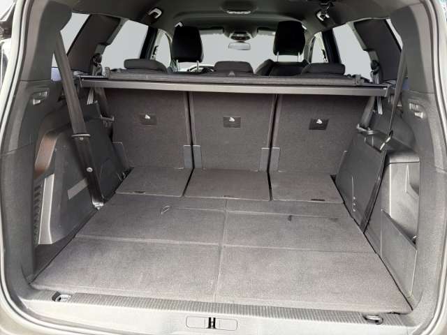 Fahrzeugbild eines Peugeot 5008