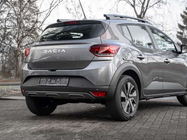 Fahrzeugbild eines Dacia Sandero