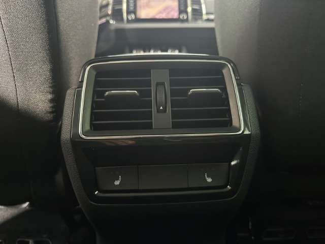 Fahrzeugbild eines Skoda Karoq