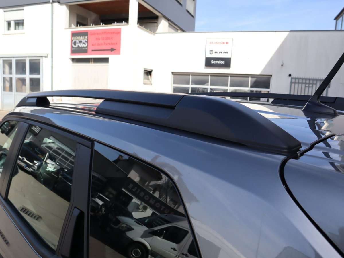 Fahrzeugbild eines Dacia Duster