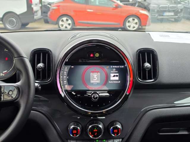 Fahrzeugbild eines MINI Countryman