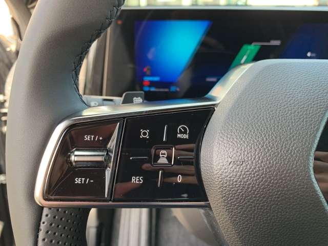 Fahrzeugbild eines Renault Scenic E-TECH